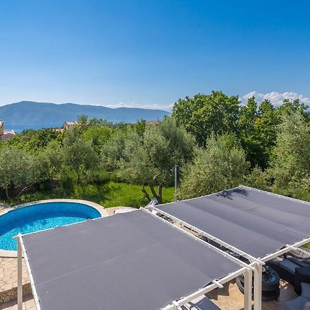 Holiday Home Olive Garden Brzac Extérieur photo