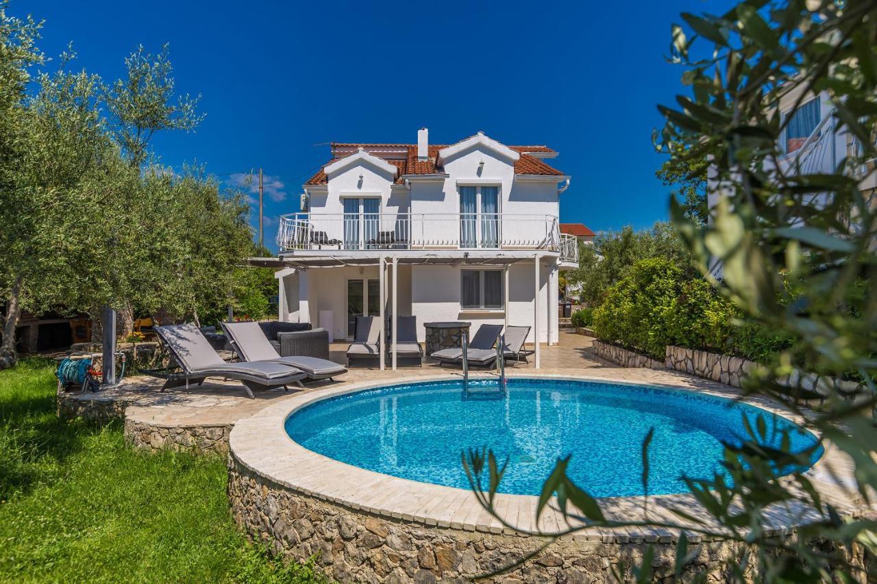 Holiday Home Olive Garden Brzac Extérieur photo